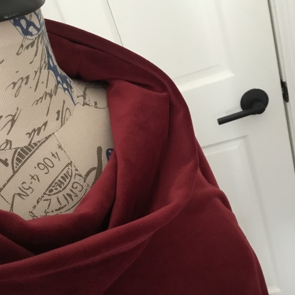 LOU AND GREY FOR LOFT RED VELOUR SWEATER - Picture 2 of 5